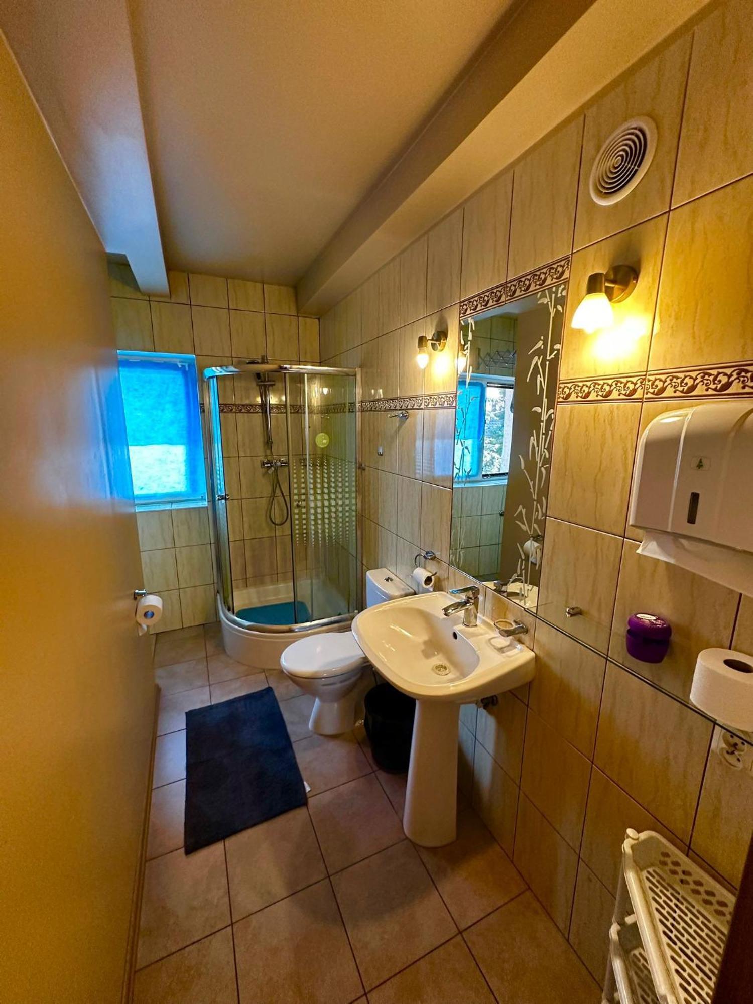 ורשה Hostel Tolek מראה חיצוני תמונה